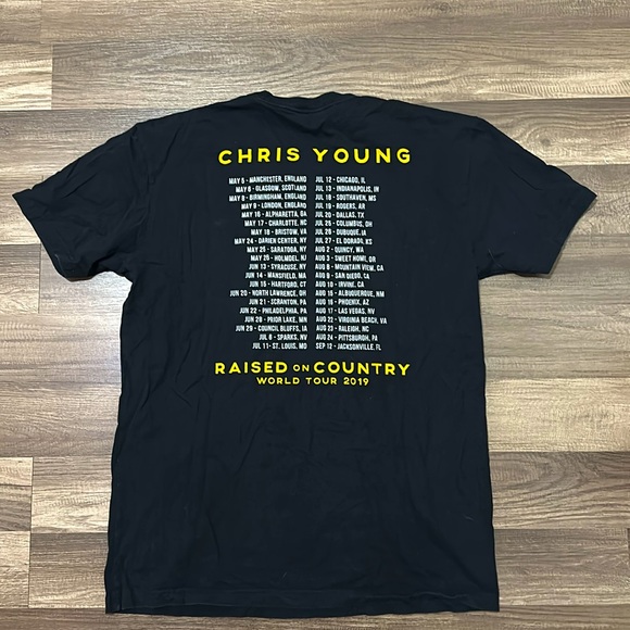 Chris Young Raised On Country 2019 World Tour Concert Shirt - Picture 2 of 2